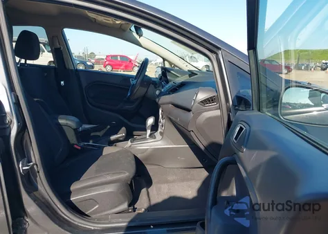 2016 Ford Fiesta Se z USA, uszkodzony, nr VIN 3FADP4EJ0GM133795